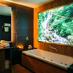Otel Iveagh Garden 4*