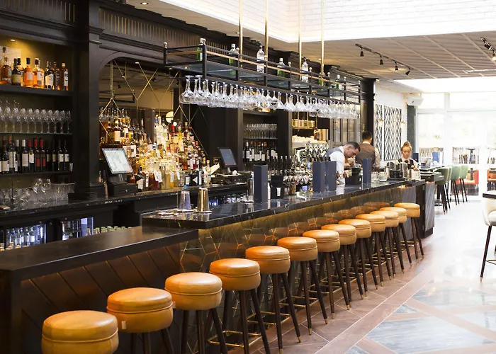 Iveagh Garden Hotel 4*