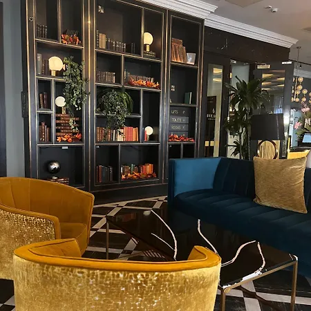 Iveagh Garden Hotel