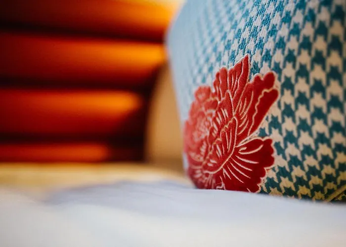 Iveagh Garden מלון