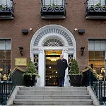 Hotel Iveagh Garden 4*