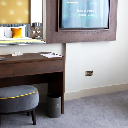 Otel Iveagh Garden 4*
