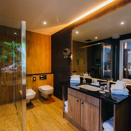 艾维花园酒店 4*