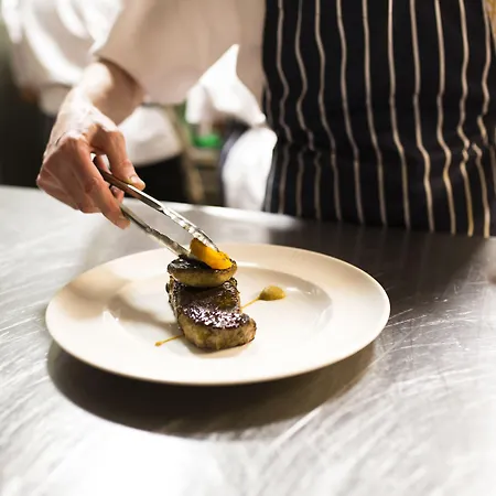 艾维花园酒店 酒店 4*