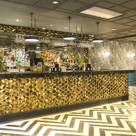 艾维花园酒店 酒店 4*