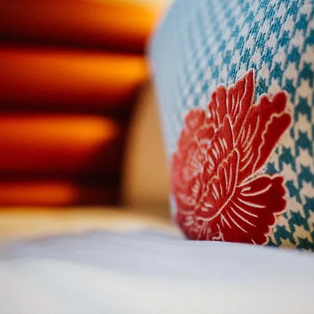 艾维花园酒店 酒店