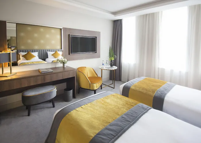 Отель Iveagh Garden 4*