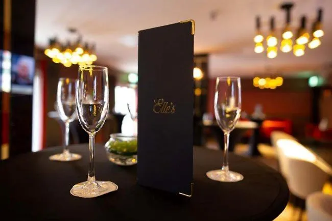 Iveagh Garden Hotel 4*