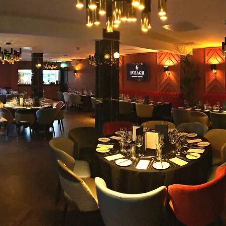Hotel Iveagh Garden