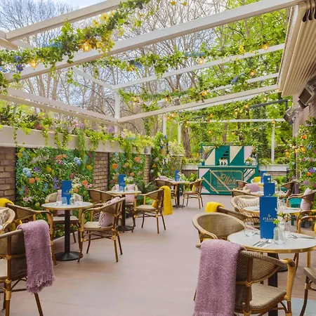 Hotel Iveagh Garden 4*